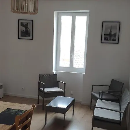 Appartements Simples Et Fonctionnels Pamiers Extérieur photo